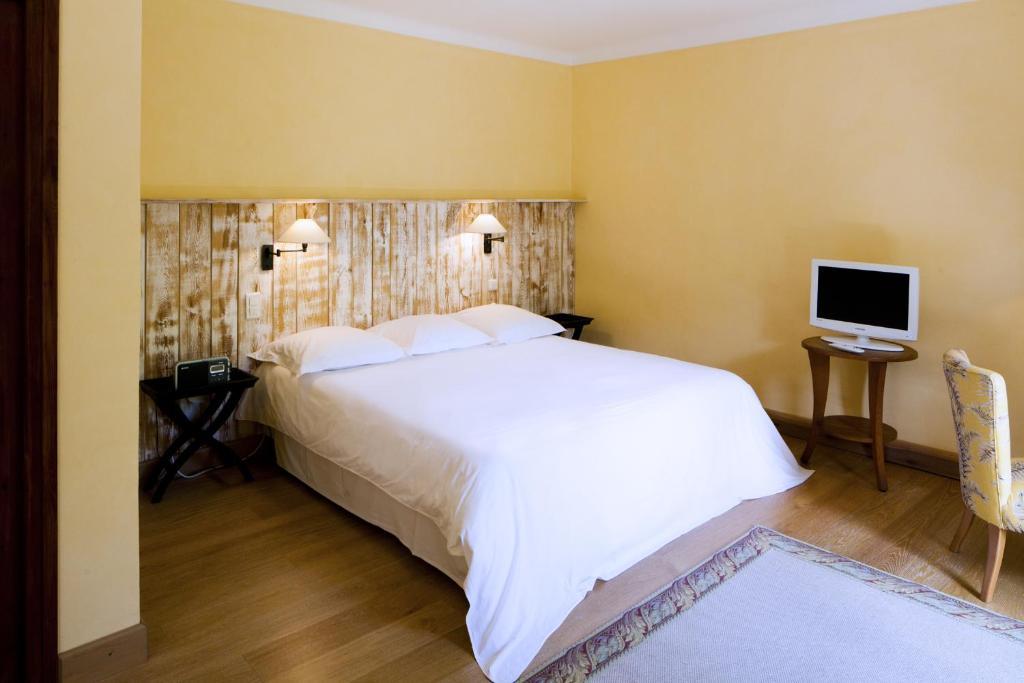 Le Grand Hotel Moltig les Bains Pokoj fotografie