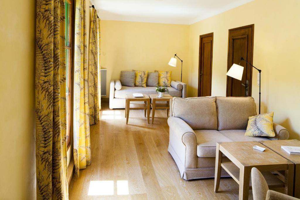 Le Grand Hotel Moltig les Bains Pokoj fotografie