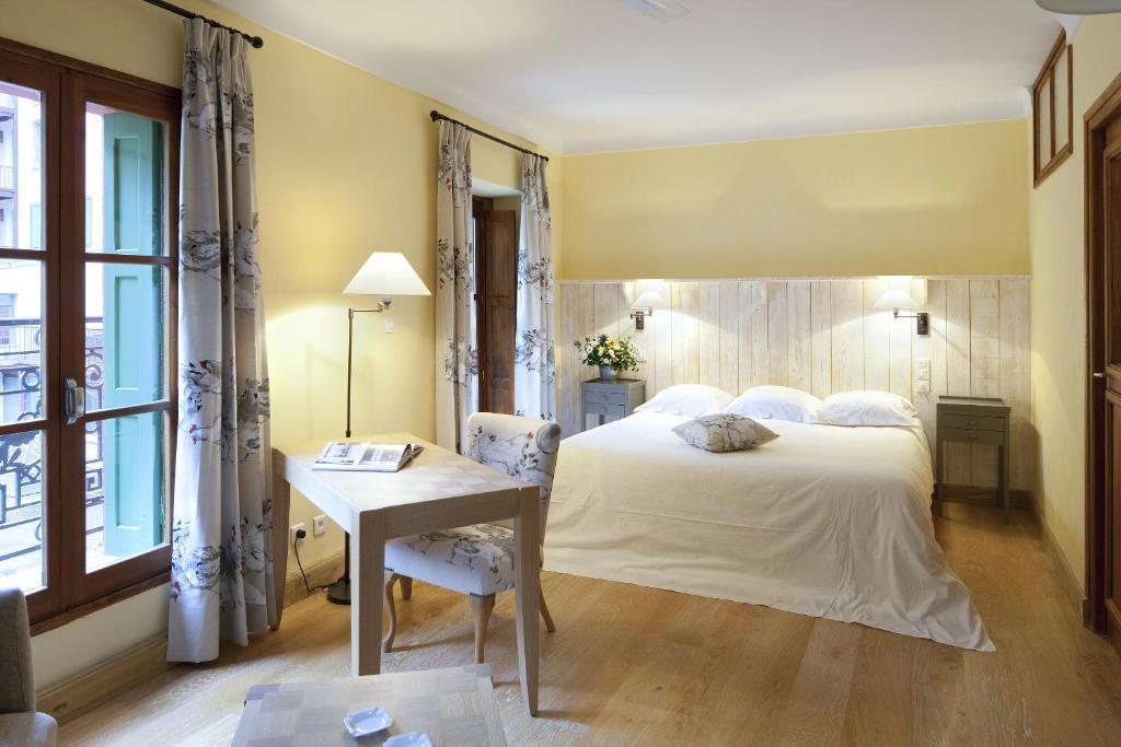 Le Grand Hotel Moltig les Bains Pokoj fotografie